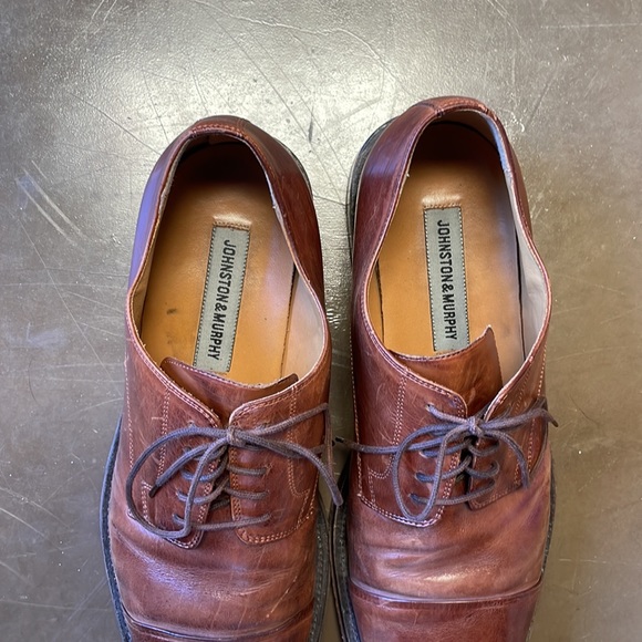 Brown Leather Johnston & Murphy oxfords - Picture 2 of 3